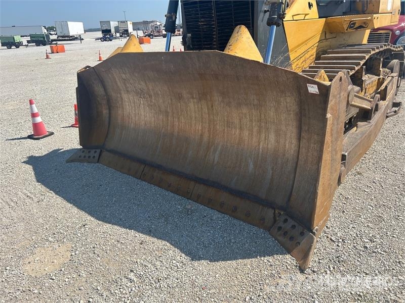 John Deere 950J Crawler dozers