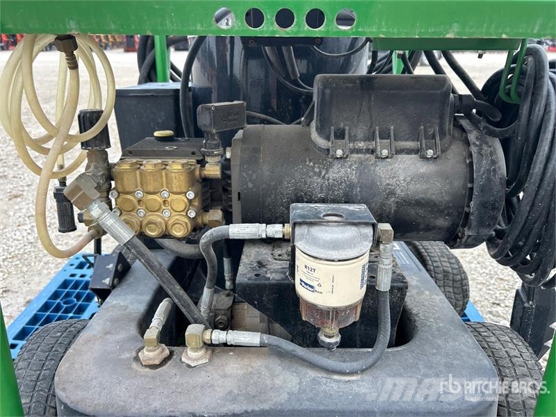 John Deere AC-2000EH Electric Pressure Washer 低圧洗浄器