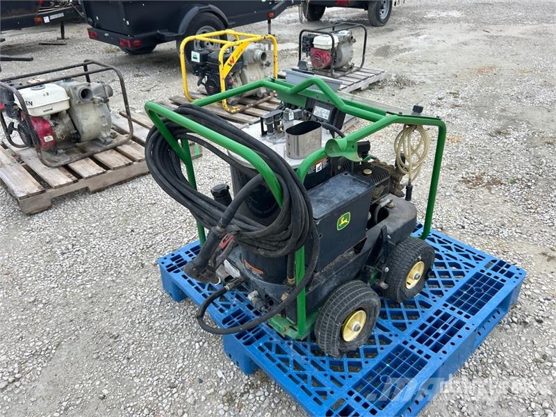 John Deere AC-2000EH Pressure Washer Korkeapainepesurit