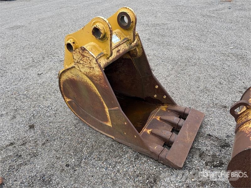 John Deere AT339072 30 in .65 cyd Digging Excavator Bucket Kašike / Korpe