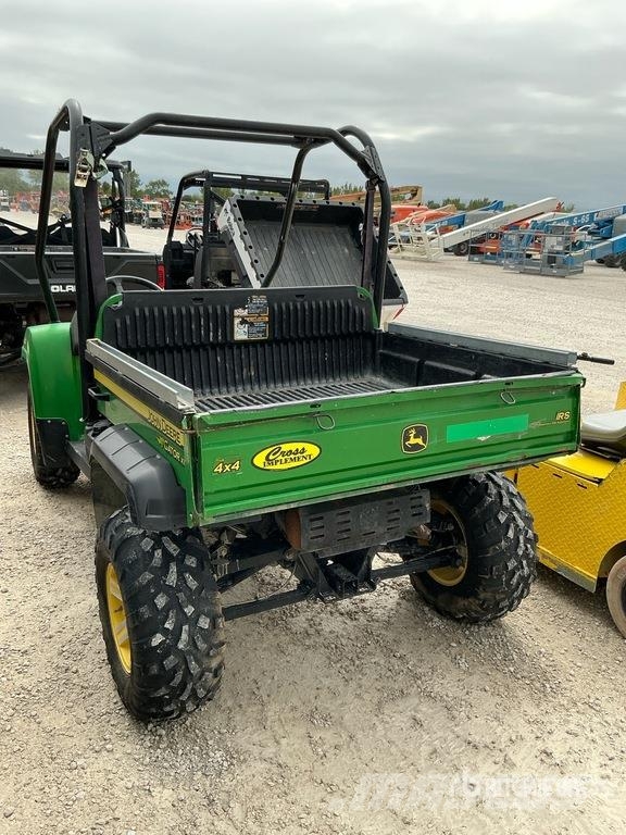 John Deere Gator XUV Pomožni stroji