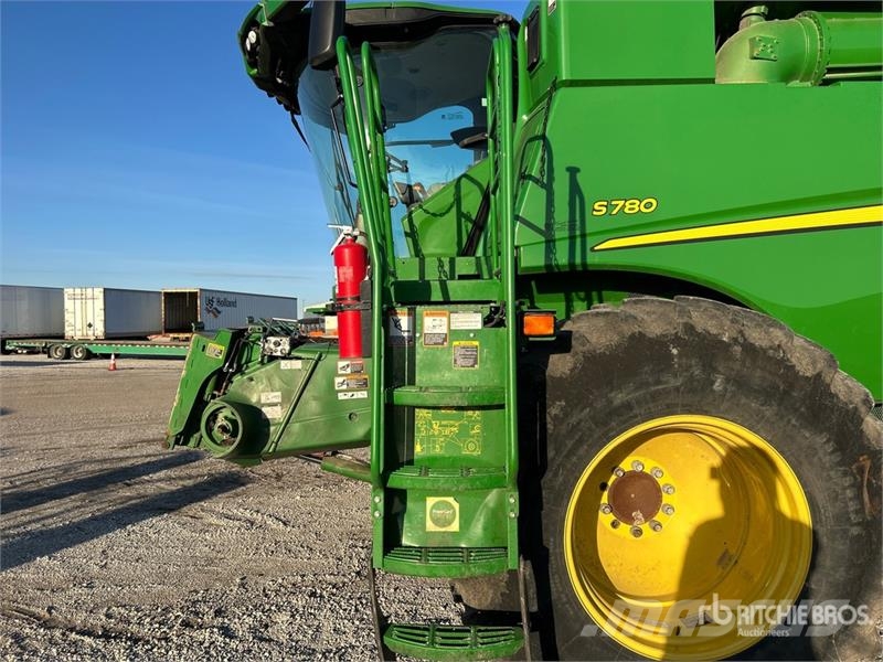 John Deere S780 4x4 Combine Harvester Teraviljakombainid