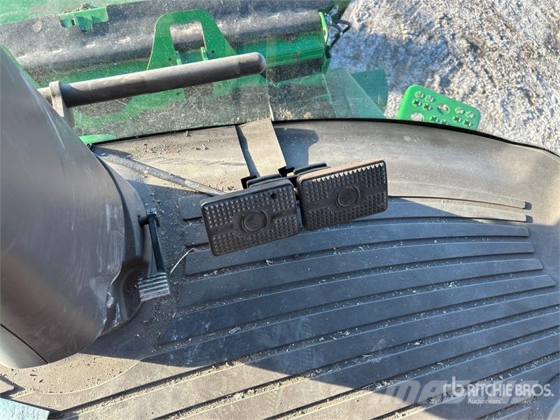 John Deere S780 4x4 Combine Harvester Teraviljakombainid