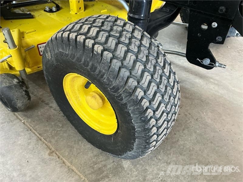 John Deere X350 Ride-On Lawn Mower Samojízdné sekačky