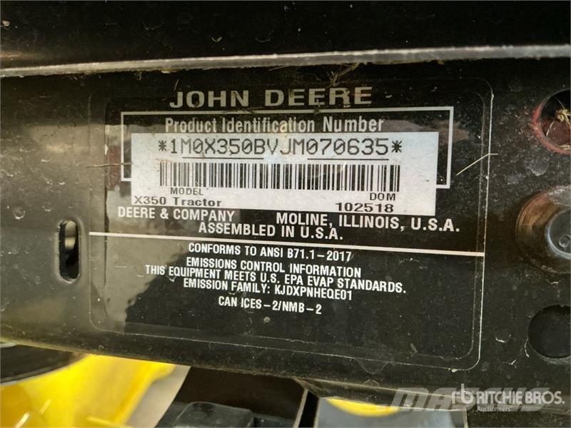 John Deere X350 Ride-On Lawn Mower Samojízdné sekačky