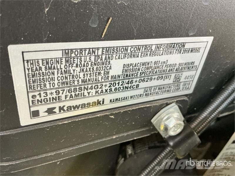John Deere X350 Ride-On Lawn Mower Samojízdné sekačky