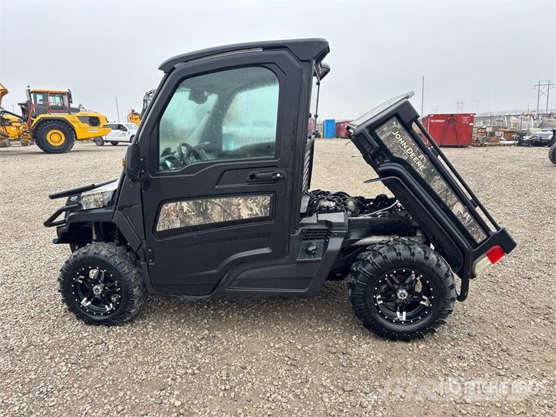 John Deere XUV835M 4x4 Utility Vehicle Masini utilitare