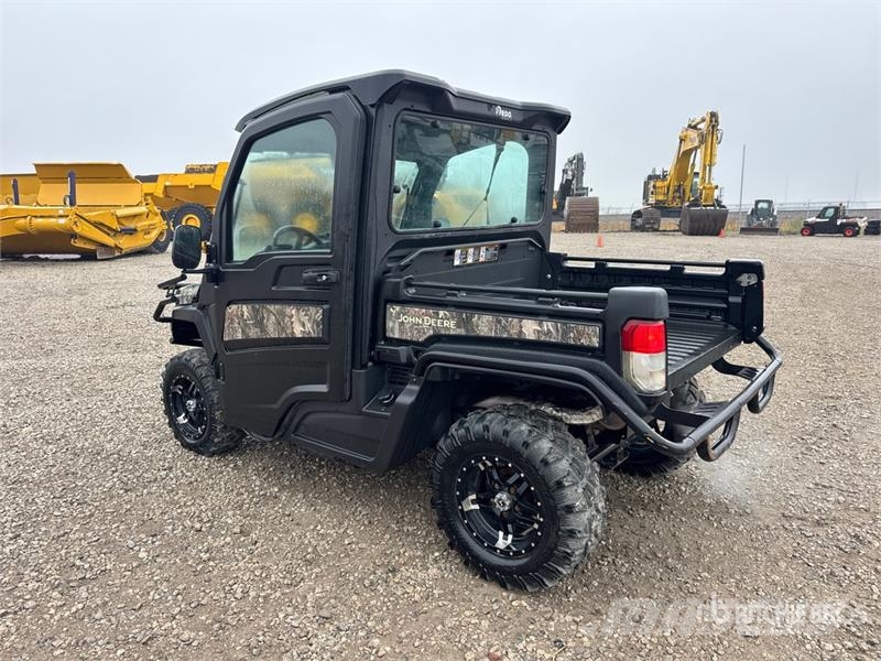 John Deere XUV835M 4x4 Utility Vehicle Masini utilitare