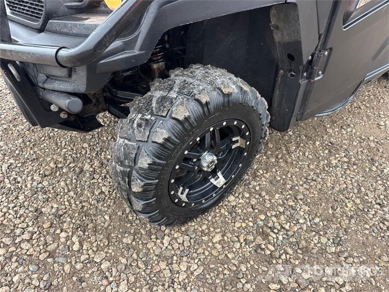 John Deere XUV835M 4x4 Utility Vehicle Masini utilitare