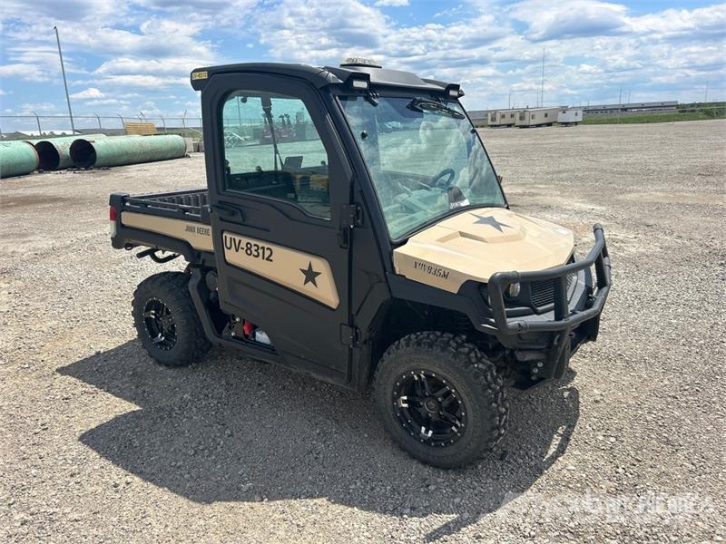 John Deere XUV835M 4x4 Utility Vehicle Redskapsbärare