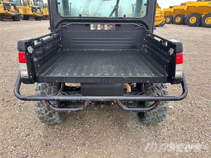 John Deere XUV835M 4x4 Utility Vehicle Masini utilitare
