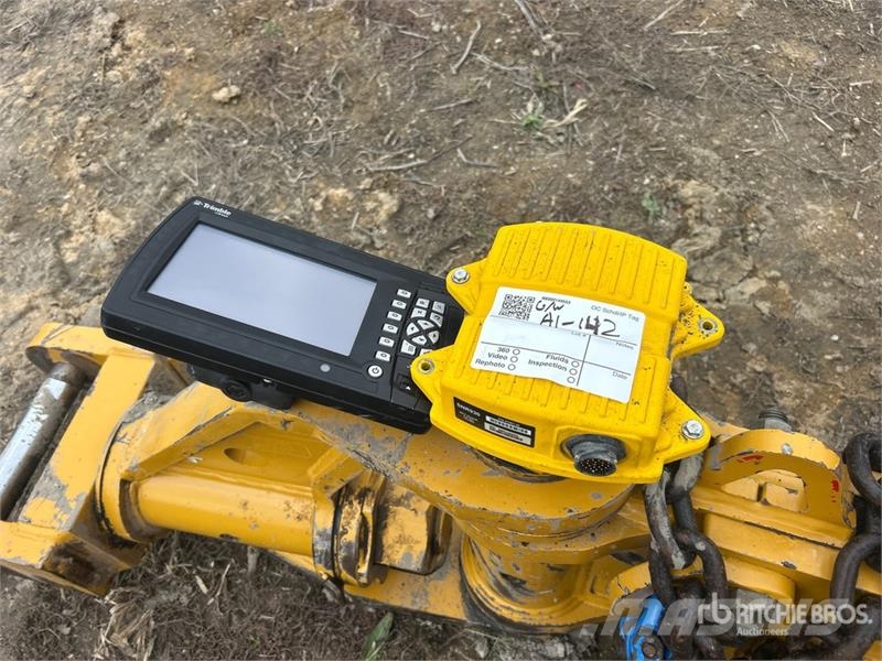 K-Tec 1228 Földnyesők (szkréperek)