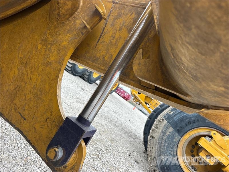 K-Tec 1236 4 Tire Hydraulic Pull Scraper Скрепери