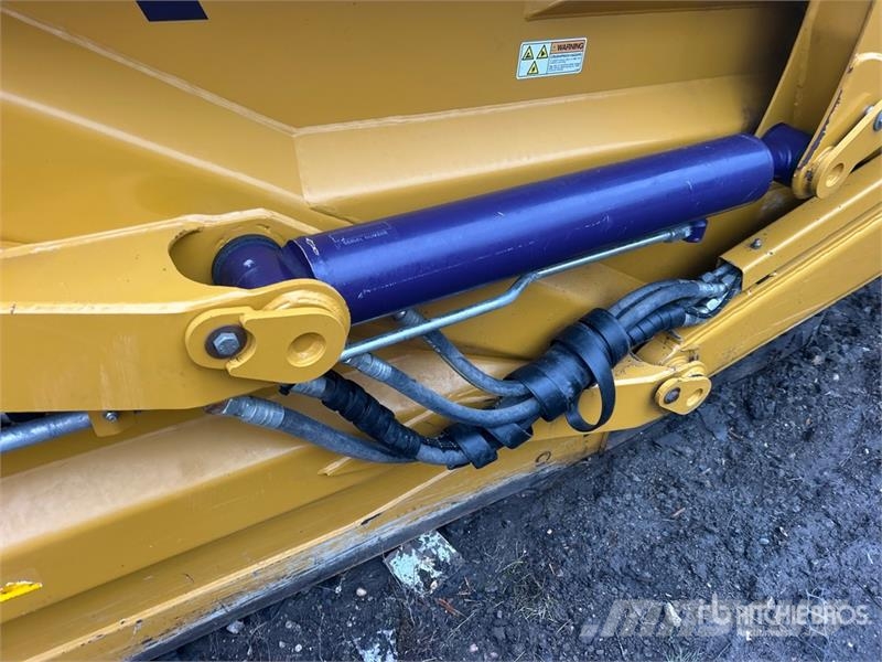 K-Tec 1236 4 Tire Hydraulic Pull Scraper Скрепери