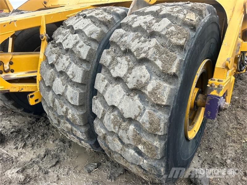 K-Tec 1236 4 Tire Hydraulic Pull Scraper Скрепери