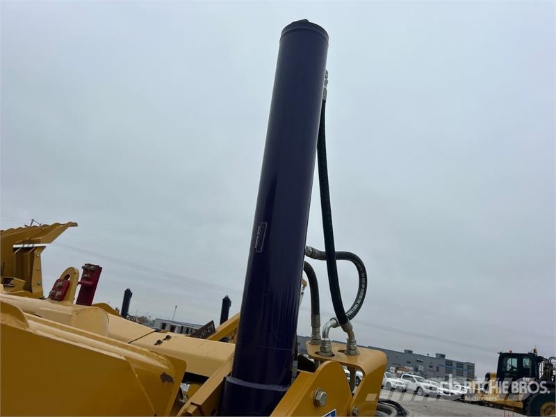 K-Tec 1236 4 Tire Hydraulic Pull Scraper Скрепери