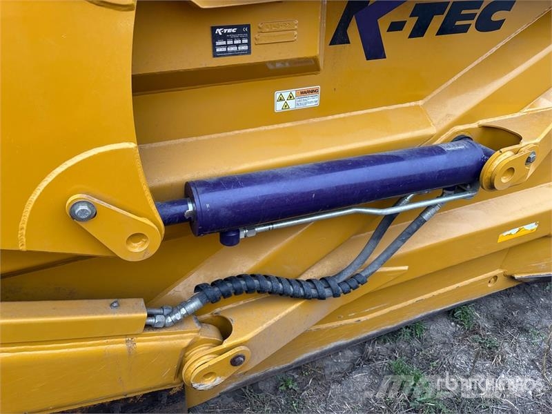 K-Tec 1236 4 Tire Hydraulic Pull Scraper Kaavinvaunut