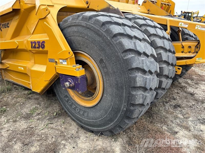 K-Tec 1236 4 Tire Hydraulic Pull Scraper Kaavinvaunut