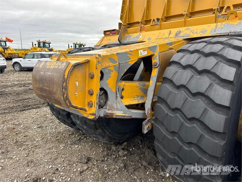 K-Tec 1236 4 Tire Hydraulic Pull Scraper Скрепери