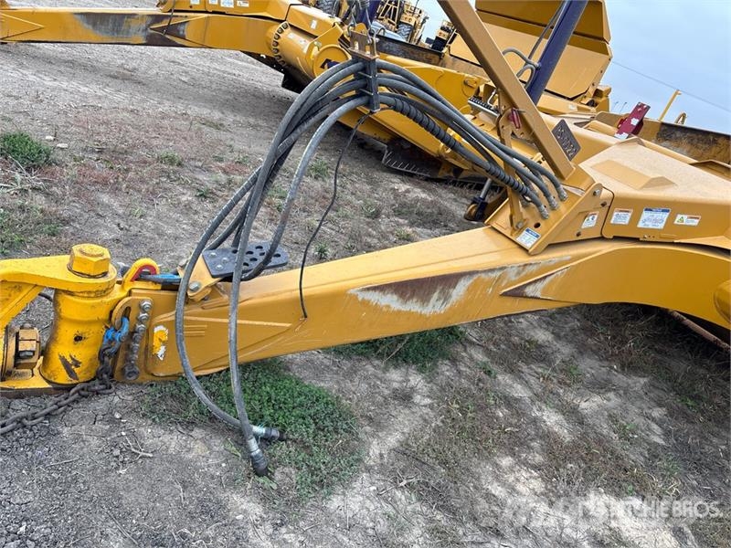 K-Tec 1236 4 Tire Hydraulic Pull Scraper Kaavinvaunut
