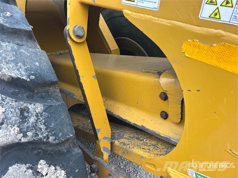 K-Tec 1236 4 Tire Hydraulic Pull Scraper Скрепери