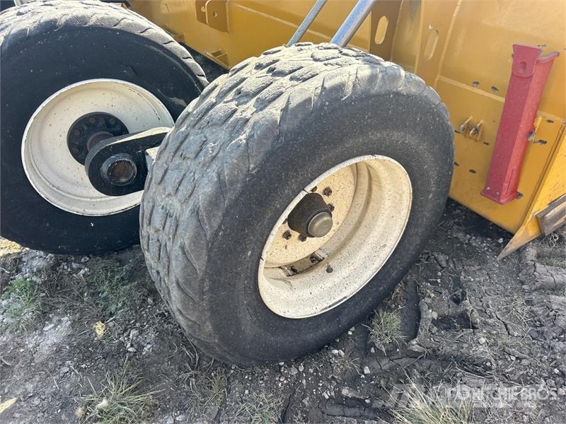 K-Tec 1814 216 in Land Leveler 滾壓機