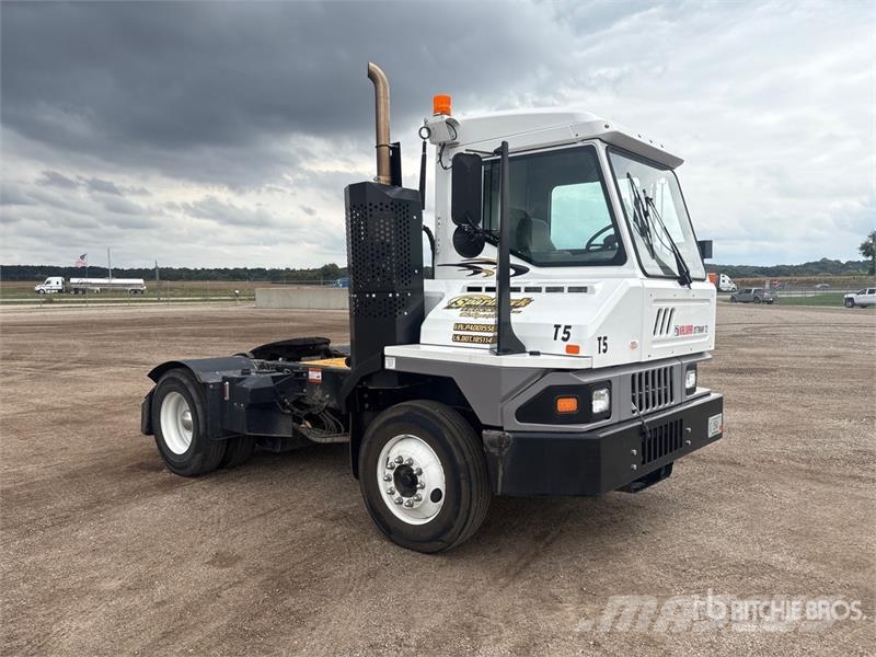 Kalmar T2 4x2 4x2 Spotter Truck Terminālie traktori