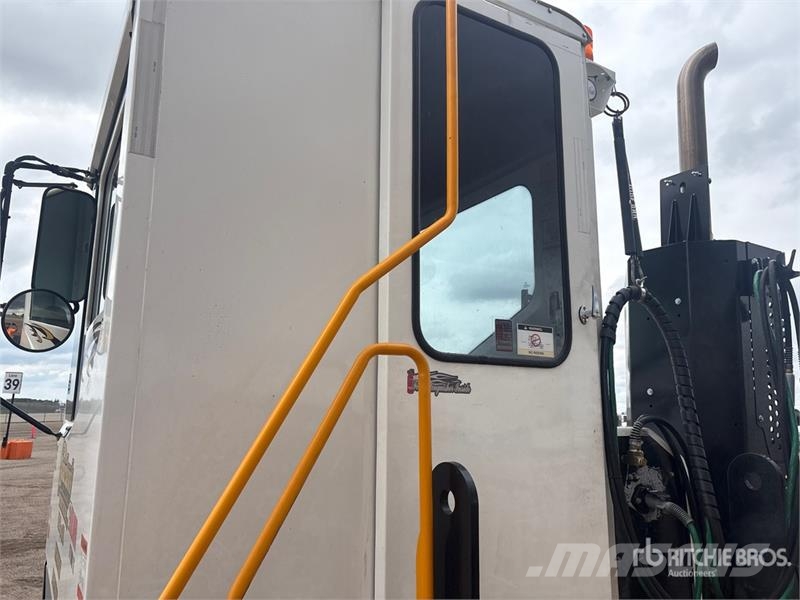 Kalmar T2 4x2 4x2 Spotter Truck Terminālie traktori