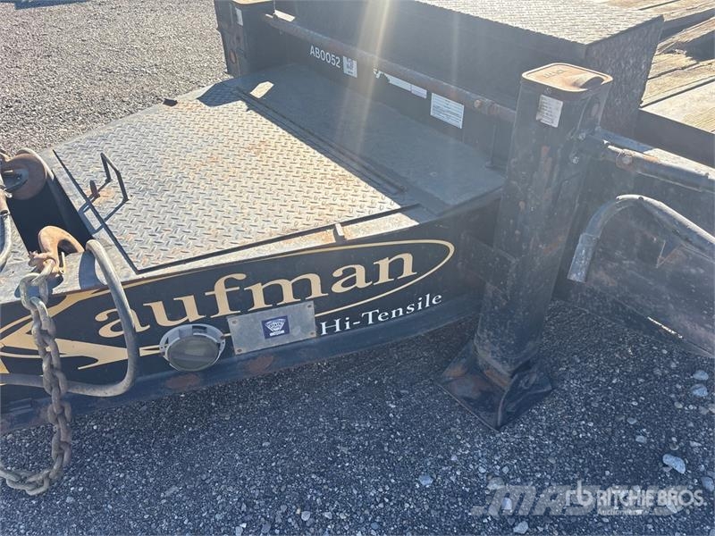 Kaufman 25 ft T/A Equipment Trailer Járműszállító pótkocsik