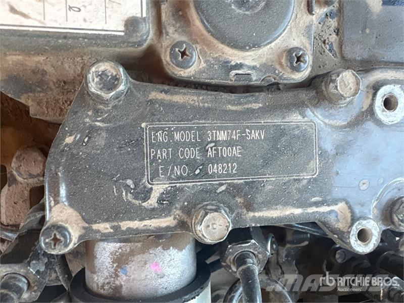 Kawasaki Pro-DXT 4x4 Utility Vehicle Pomoćne mašine