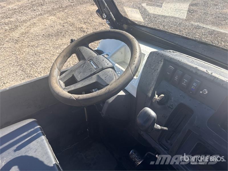 Kawasaki Pro-DXT 4x4 Utility Vehicle Pomoćne mašine