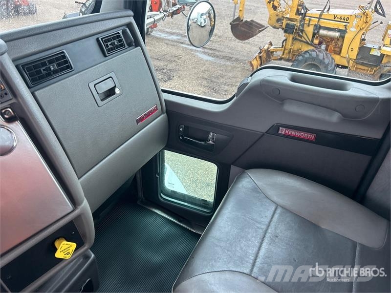 Kenworth 4x2 Cab and Chassis Kabine i unutrašnjost