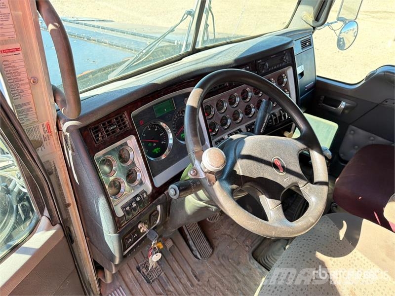 Kenworth C500 Kamioni sa kranom