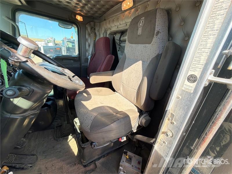 Kenworth C500 Kamioni sa kranom