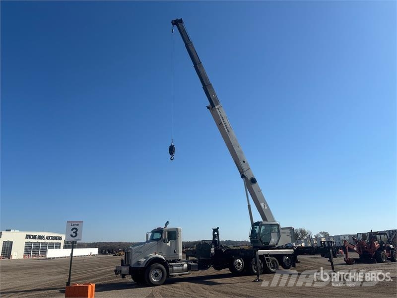 Kenworth NBT45 45 ton Straight Boom on Kenworth T800 10x4 B 起重车