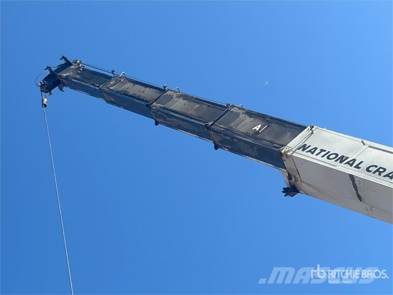 Kenworth NBT45 45 ton Straight Boom on Kenworth T800 10x4 B 起重车