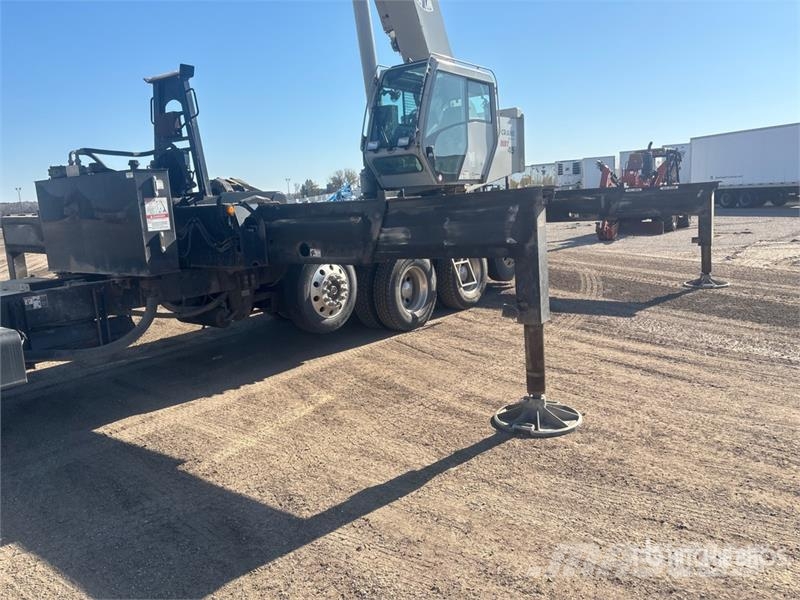 Kenworth NBT45 45 ton Straight Boom on Kenworth T800 10x4 B 起重车