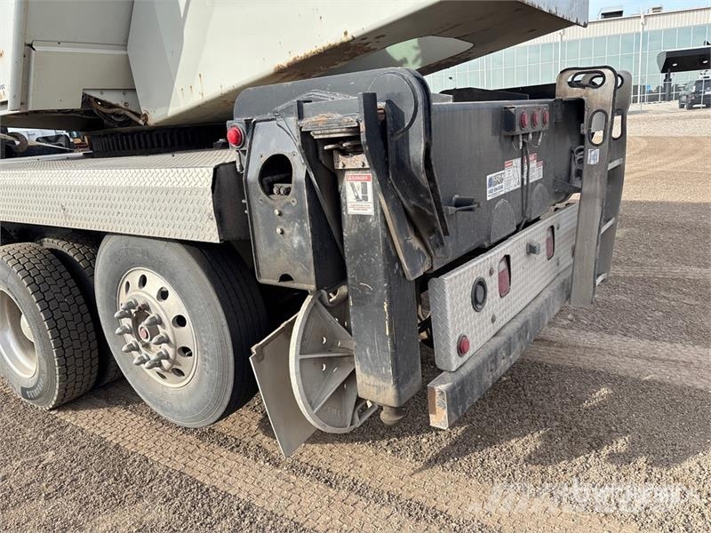 Kenworth NBT45 45 ton Straight Boom on Kenworth T800 10x4 B Vlakke laadvloer met kraan