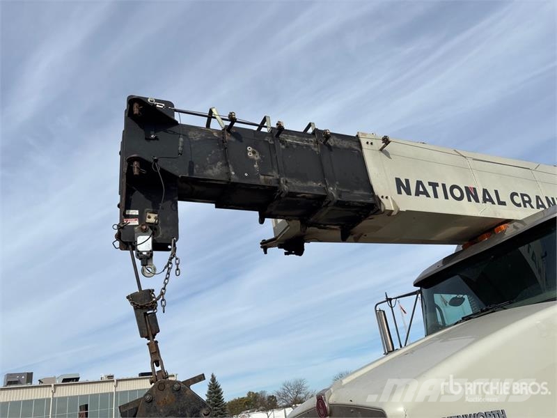 Kenworth NBT45 45 ton Straight Boom on Kenworth T800 10x4 B Vlakke laadvloer met kraan