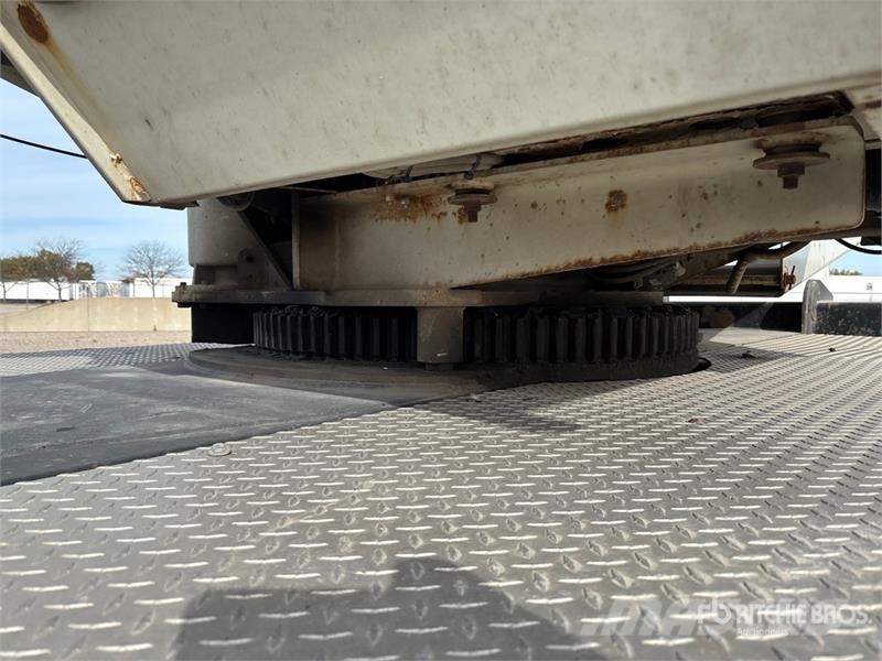 Kenworth NBT45 45 ton Straight Boom on Kenworth T800 10x4 B Vlakke laadvloer met kraan