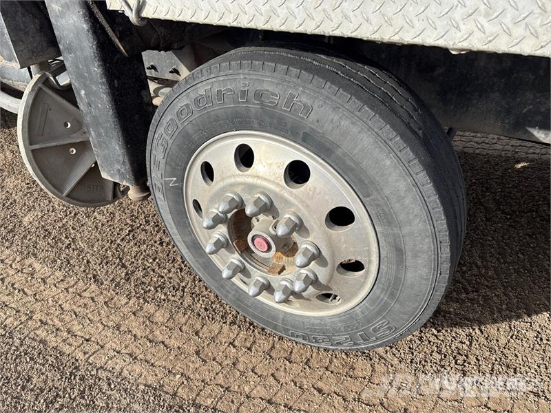 Kenworth NBT45 45 ton Straight Boom on Kenworth T800 10x4 B Vlakke laadvloer met kraan