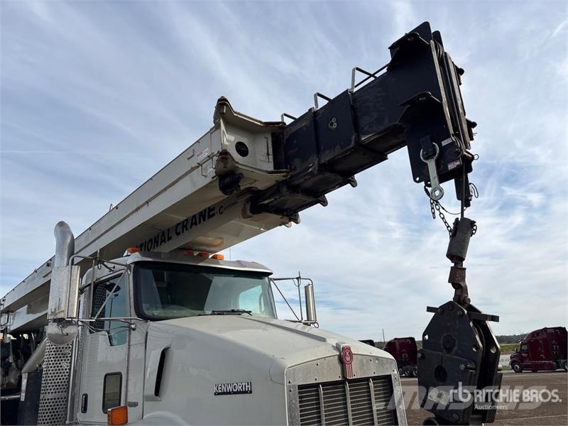 Kenworth NBT45 45 ton Straight Boom on Kenworth T800 10x4 B Vlakke laadvloer met kraan