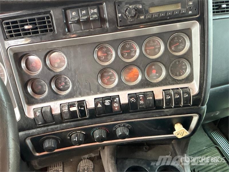 Kenworth NBT45 45 ton Straight Boom on Kenworth T800 10x4 B Vlakke laadvloer met kraan