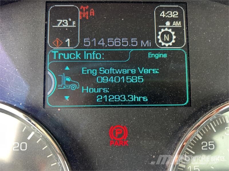 Kenworth T-680 6x4 T/A Day Cab Truck Tractor Vilcēji