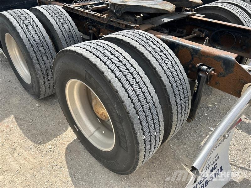 Kenworth T2000 Prime Movers