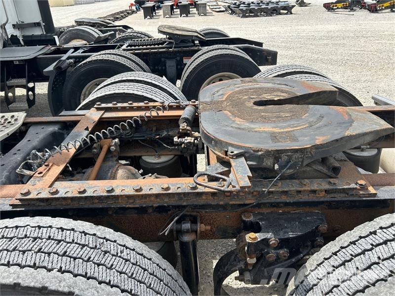 Kenworth T2000 Prime Movers