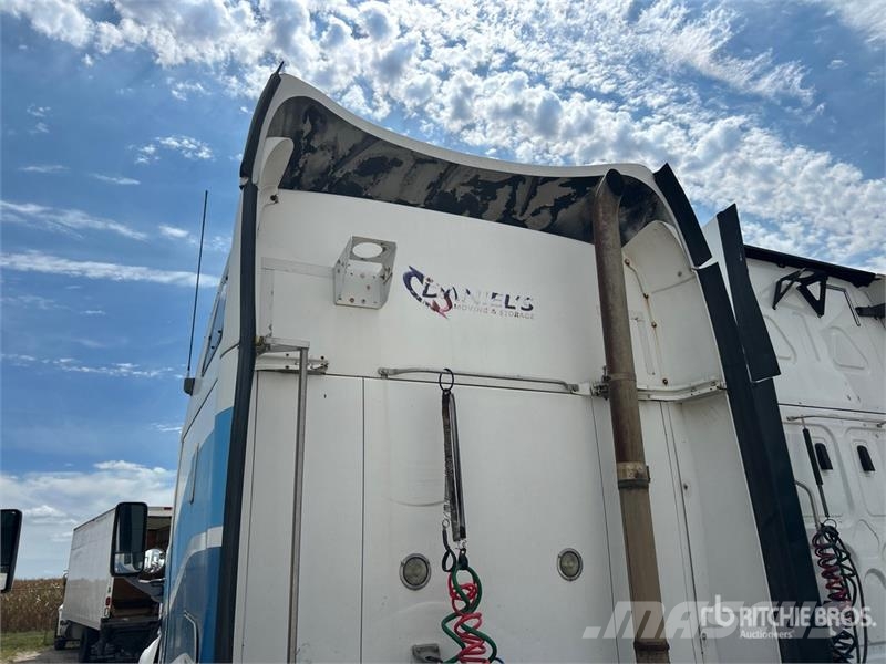 Kenworth T2000 Prime Movers