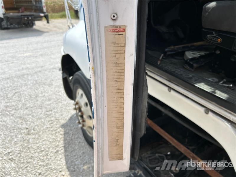 Kenworth T2000 Prime Movers