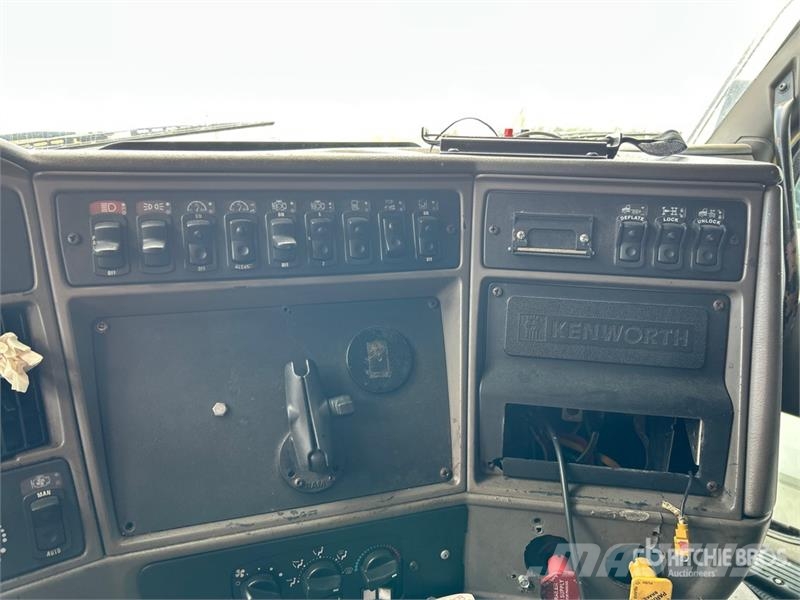 Kenworth T2000 Prime Movers