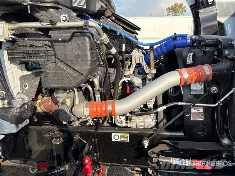 Kenworth T280 4x2 Service Truck Kommunal-Sonderfahrzeuge